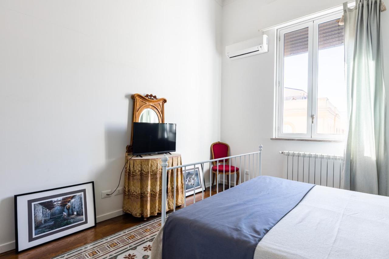 Appartement 90100 à Palerme Extérieur photo